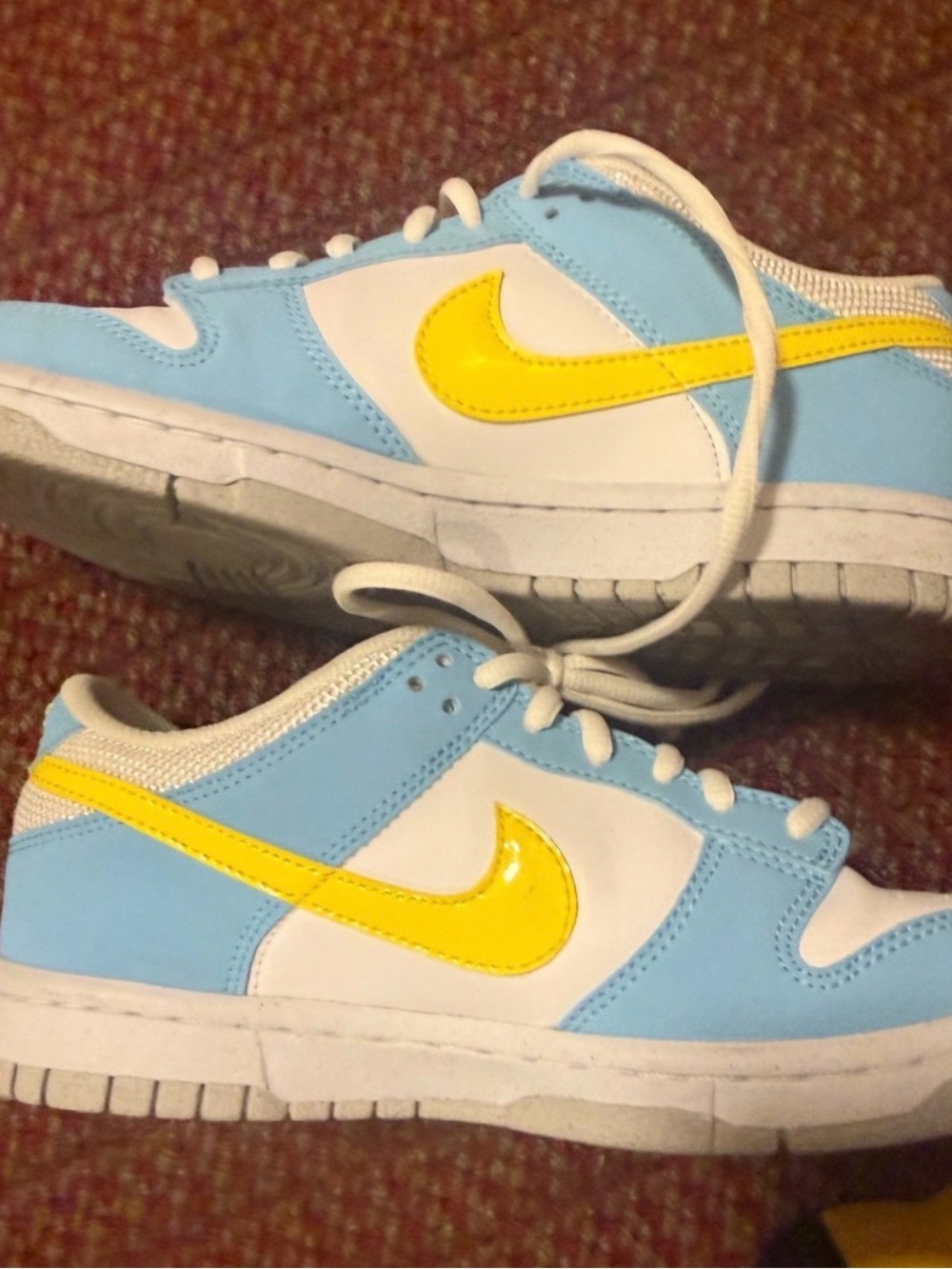 Nike dunks 5.5 Kids “Homer Simpsons”